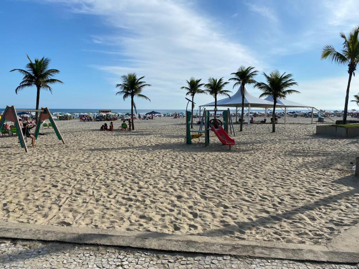 Praia Grande - Aviacao - Apto Estudio - 200 Mts Da Praia Dış mekan fotoğraf