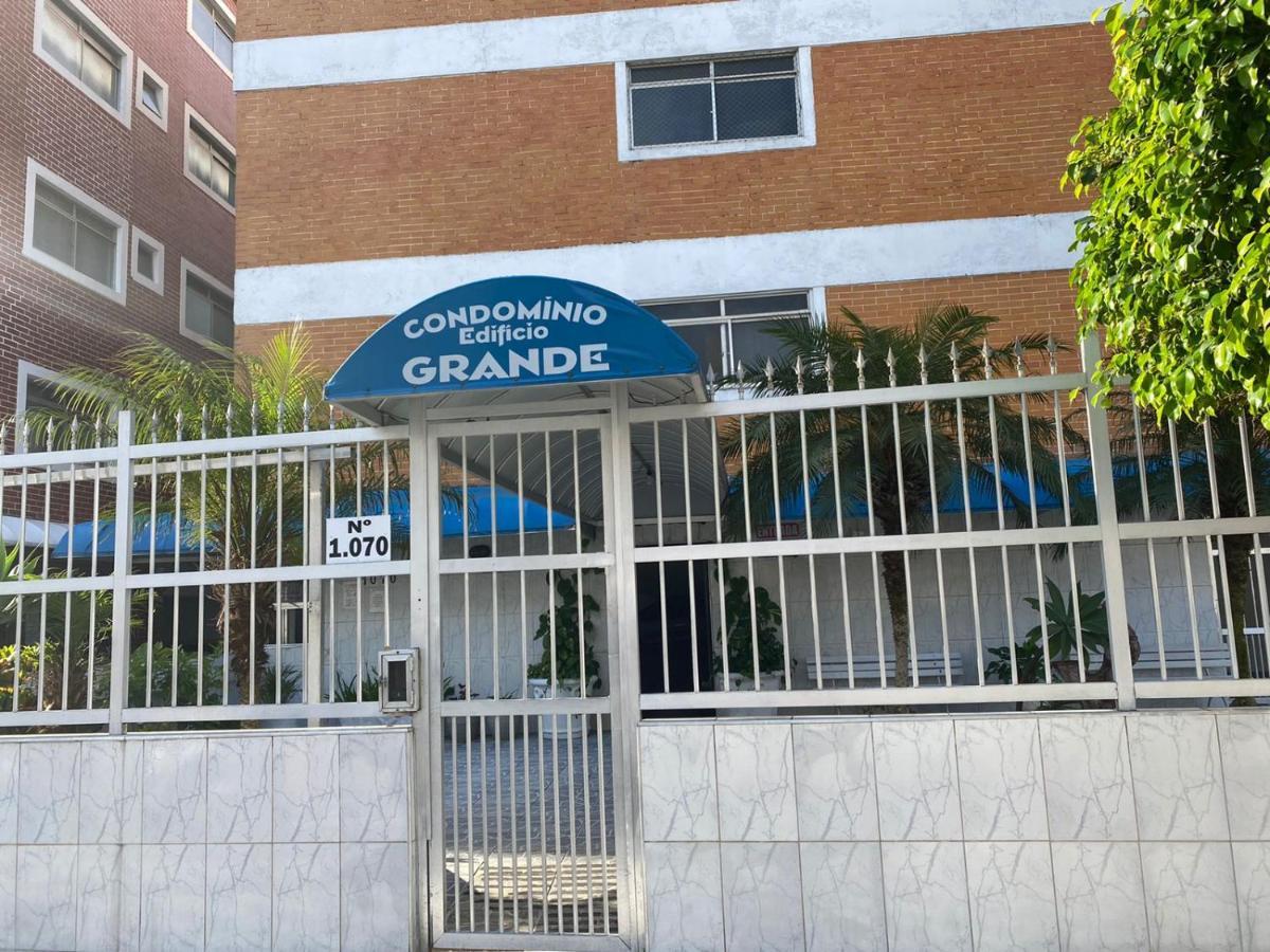 Praia Grande - Aviacao - Apto Estudio - 200 Mts Da Praia Dış mekan fotoğraf